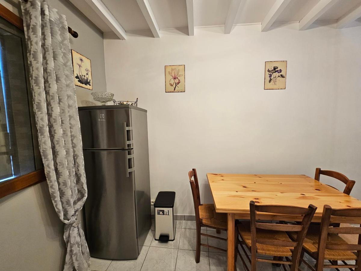 Apartamento Les Oliviers Ansouis Exterior foto