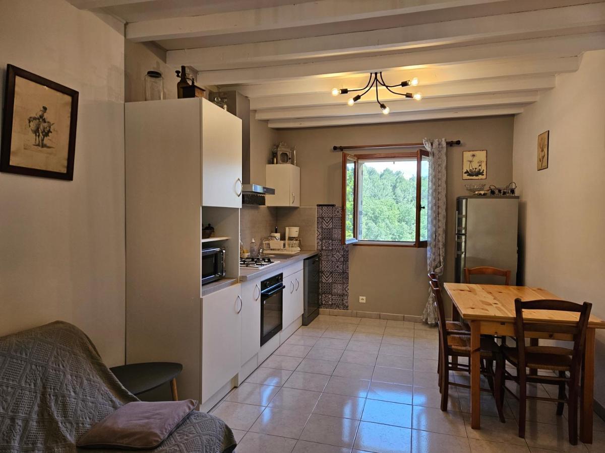 Apartamento Les Oliviers Ansouis Exterior foto