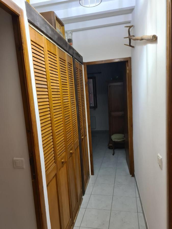 Apartamento Les Oliviers Ansouis Exterior foto