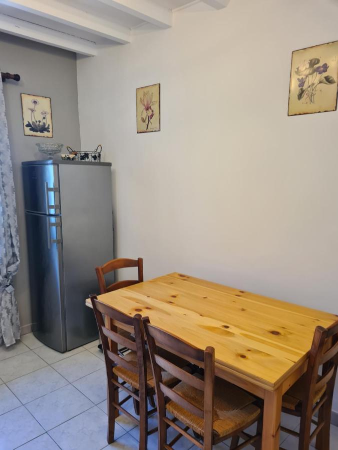 Apartamento Les Oliviers Ansouis Exterior foto
