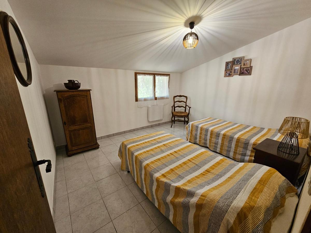 Apartamento Les Oliviers Ansouis Exterior foto