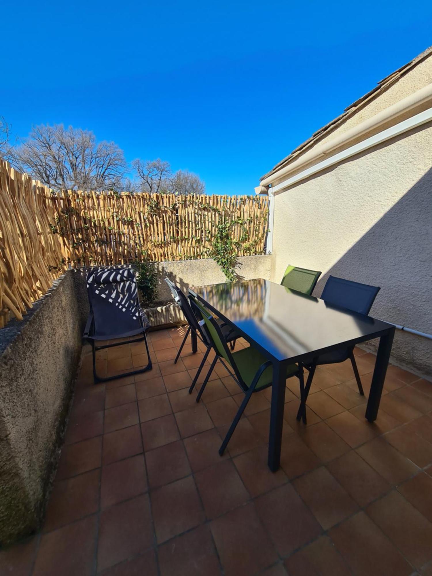 Apartamento Les Oliviers Ansouis Exterior foto
